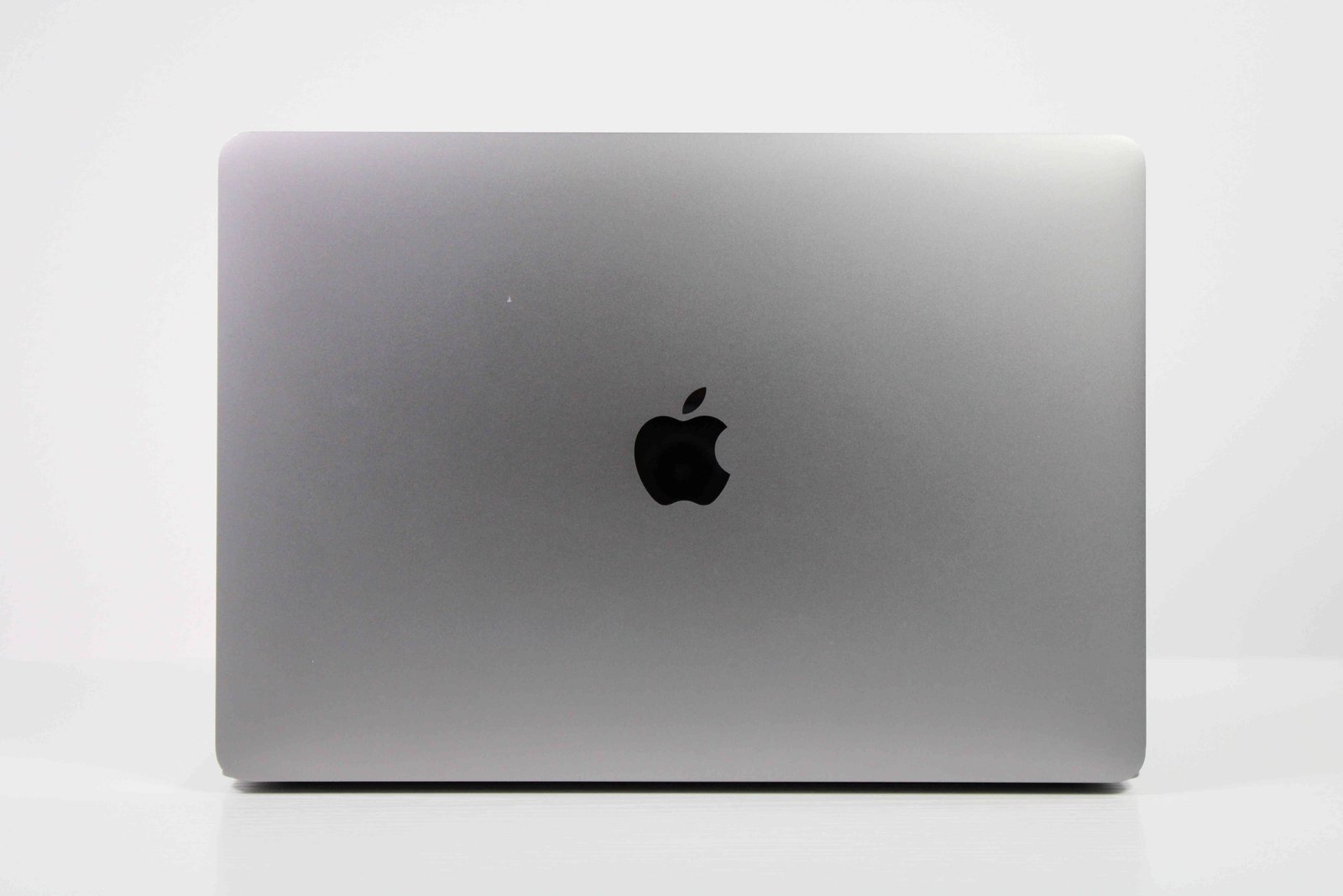 MacBook Pro (2017) 13-inch - Image 8